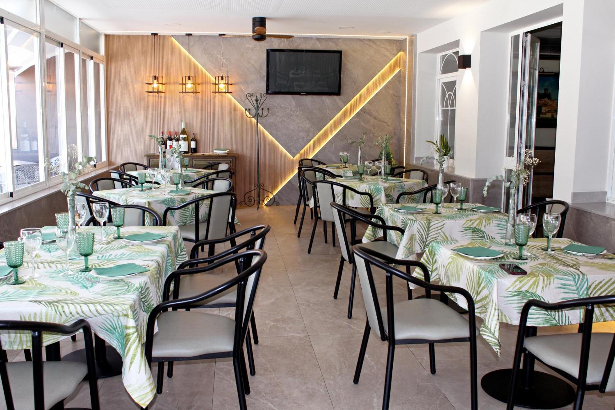 Hostal Restaurante El Cary Montemayor Dış mekan fotoğraf