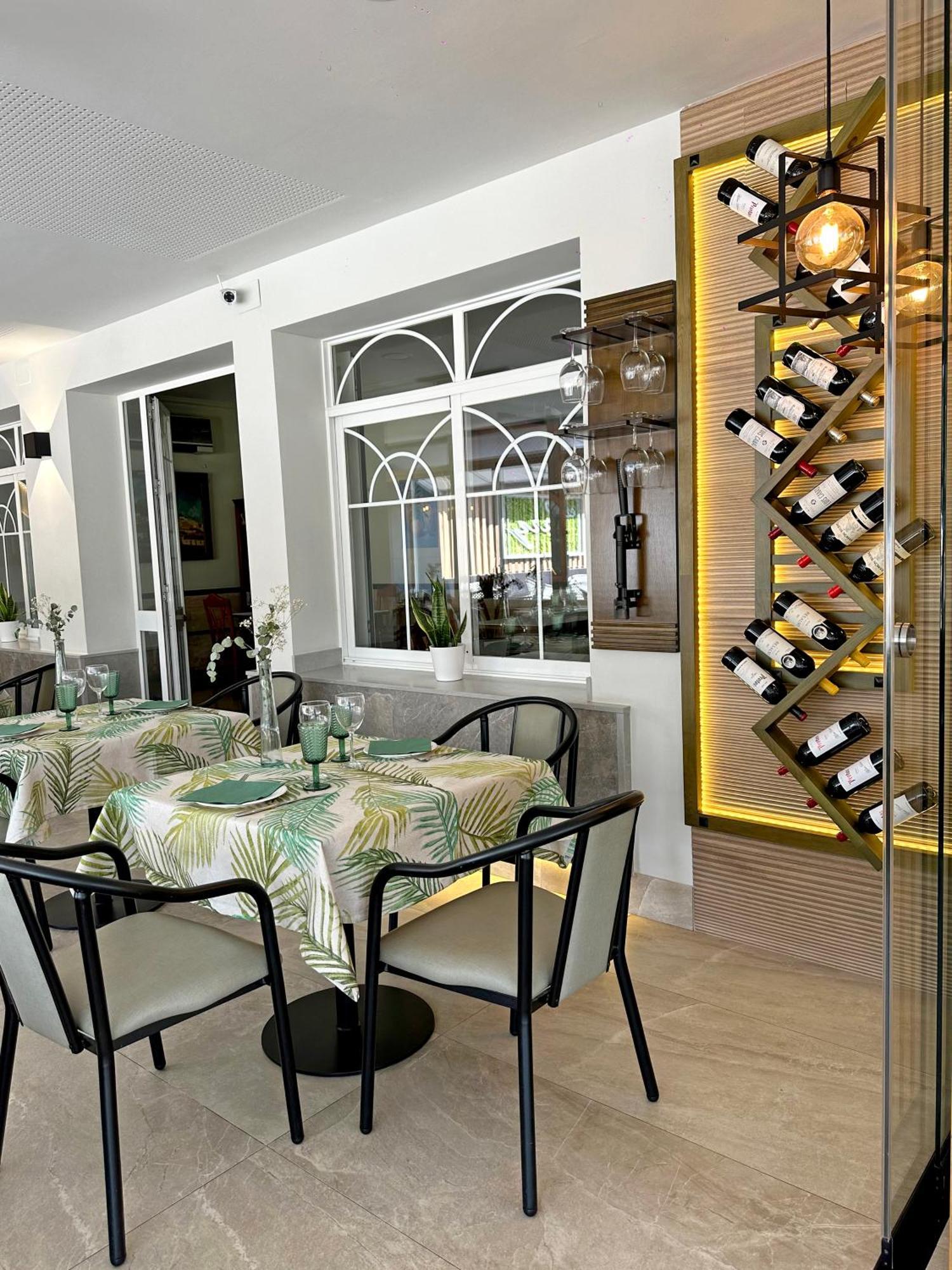 Hostal Restaurante El Cary Montemayor Dış mekan fotoğraf