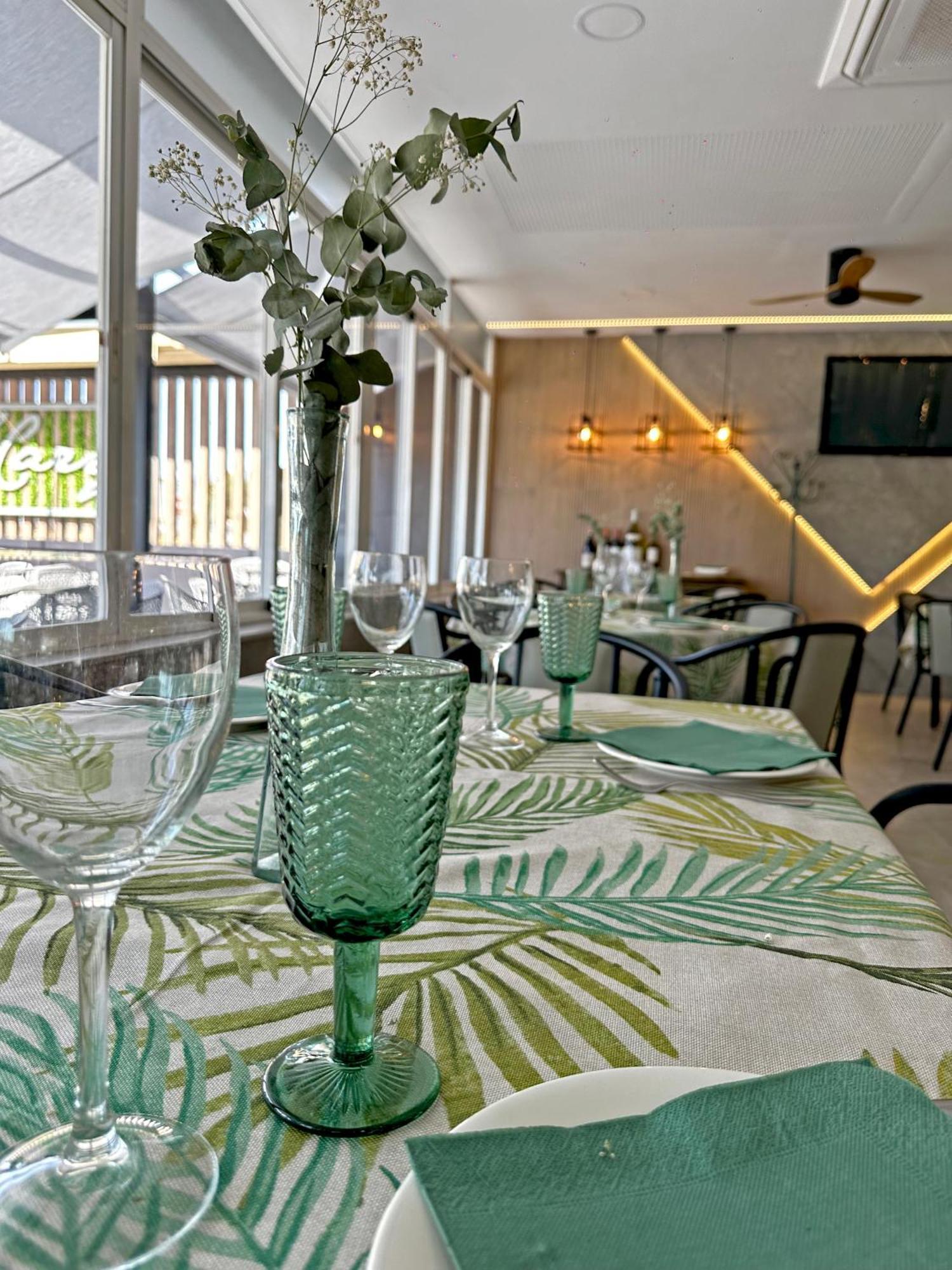 Hostal Restaurante El Cary Montemayor Dış mekan fotoğraf